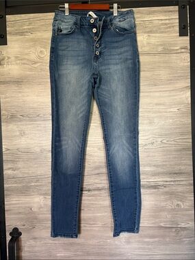 KanCan Women's Skinny Jeans in Faded Blue Wash